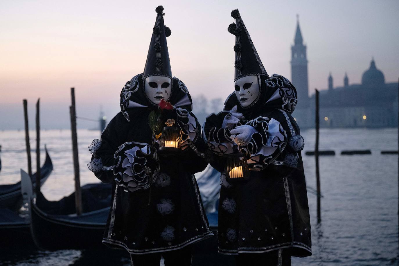 Noche de máscaras en Venecia