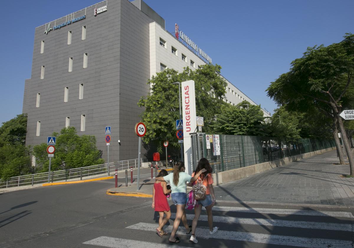 El hospital de Manises ya ha pasado al sistema público.