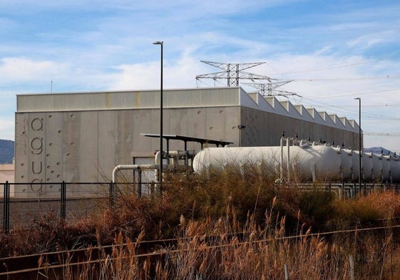 Unas instalaciones de la desalinizadora de Sagunto.