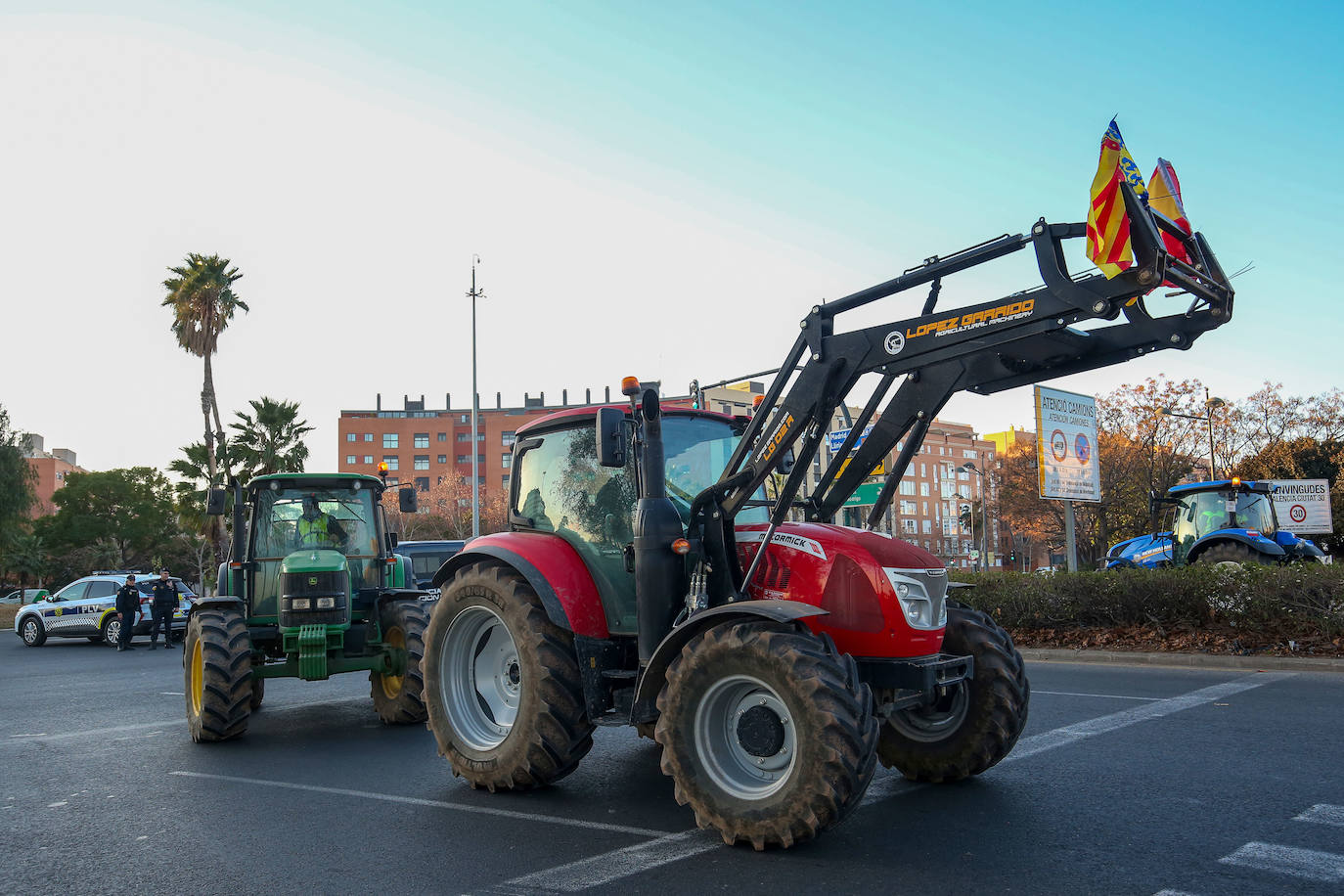 Fotos de la tractorada en Valencia y el resto de España