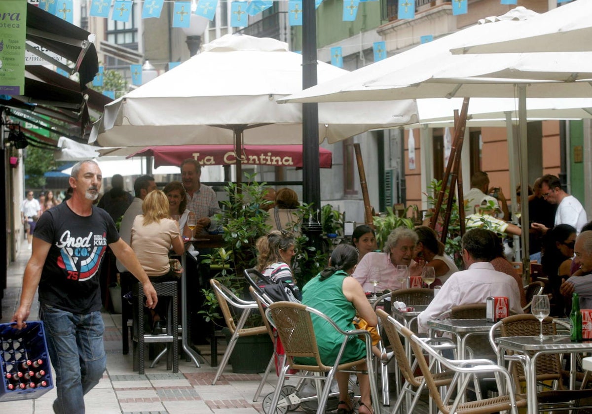 Terrazas en el distrito de Ciutat Vella de Valencia.