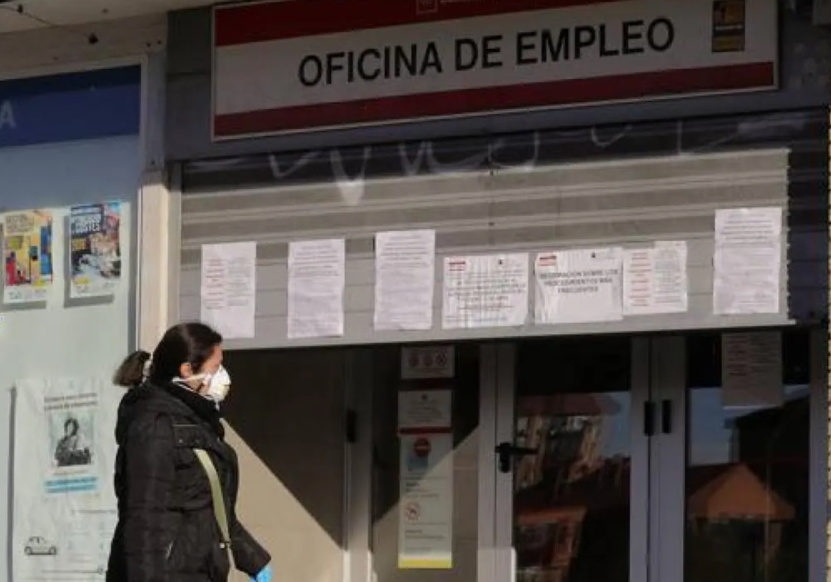 Cuál es la cotización mínima que debes tener para poder cobrar el paro