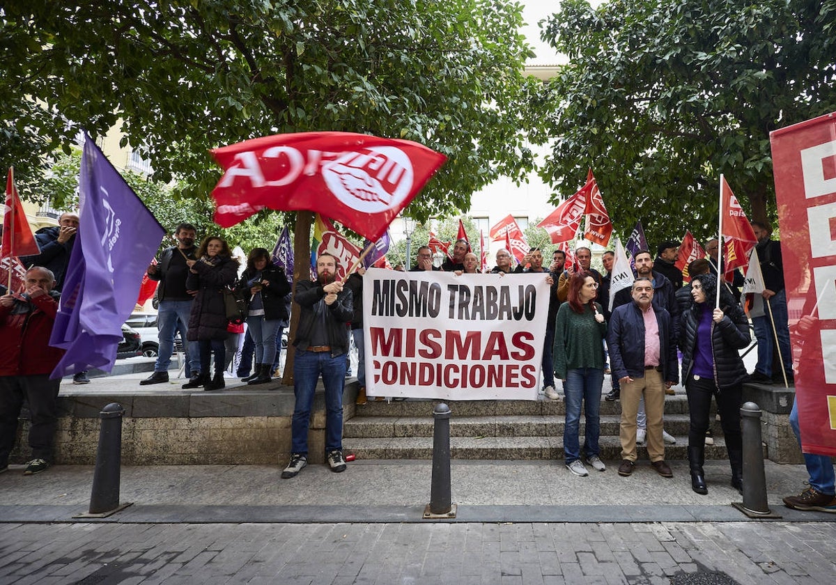 Concentración de trabajadores de ITV.