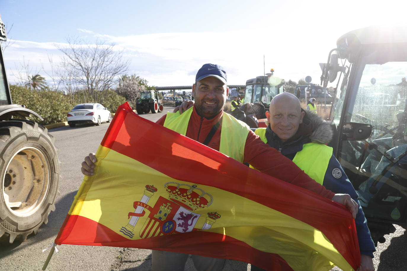 Los agricultores vuelven a la carga este sábado y provocan cortes en la A-3