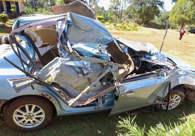 Estado en el que quedó el coche en el que viajaba Kiptum, con su entrenador, también fallecido, y una mujer herida grave.