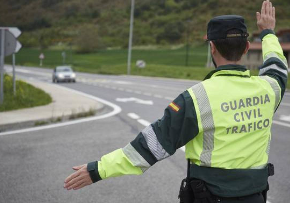 La multa de la DGT por viajar 6 personas en el coche