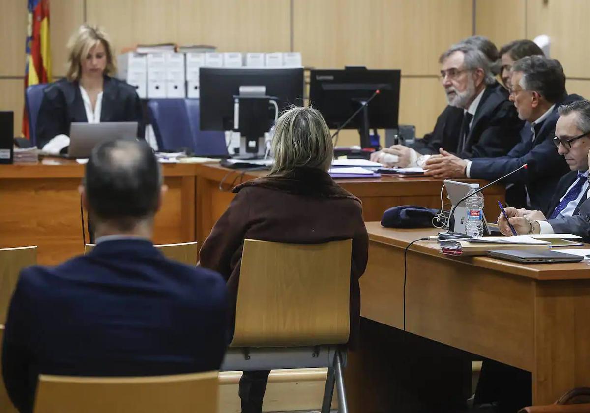 Sesión del juicio por la caja B en Valencia.