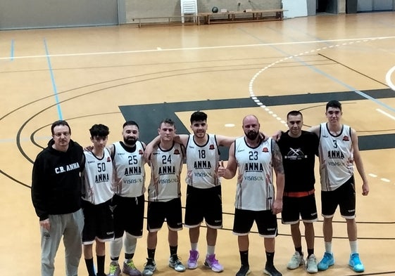 El equipo sénior del CB Anna que milita en la 2ª Zonal.