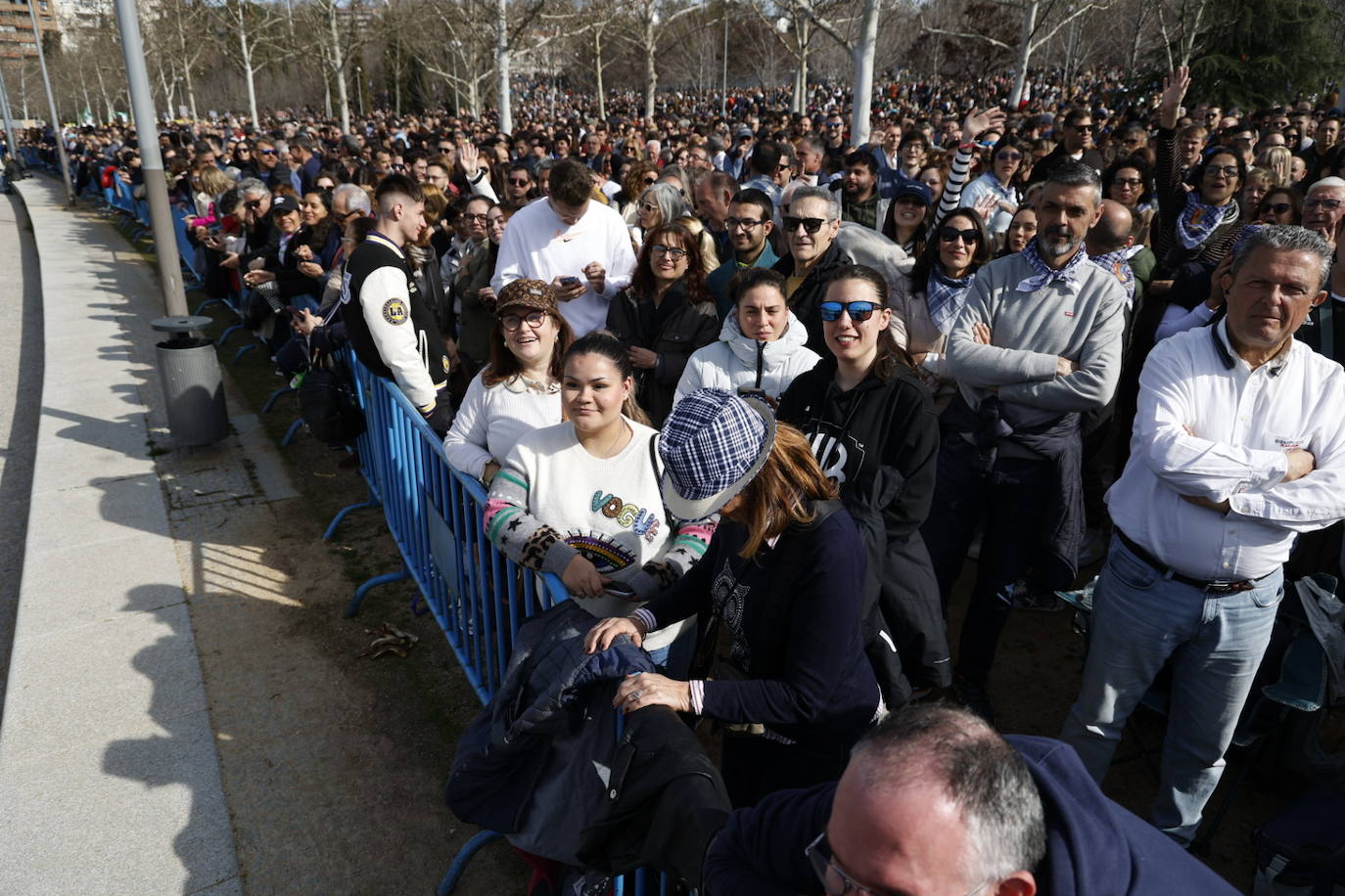 Fotos: Espectacular mascletà en Madrid con llenazo en Puente del Rey