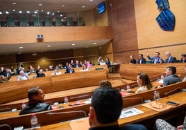 Vista panorámica del salón de plenos de la Diputación de Valencia.