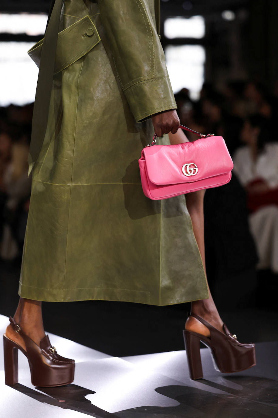 Fotos: el nuevo Gucci deslumbra en la pasarela de Milán