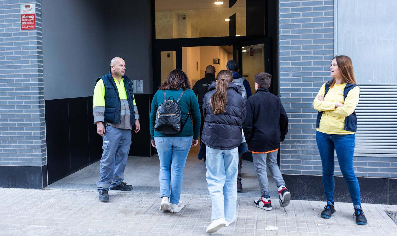 Fotos de las nuevas viviendas de los afectados por el incendio de Campanar