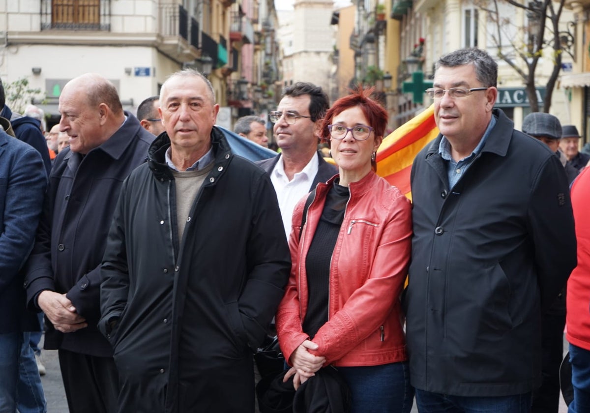 El síndic Baldoví, la diputada Micó y el senador Morera.