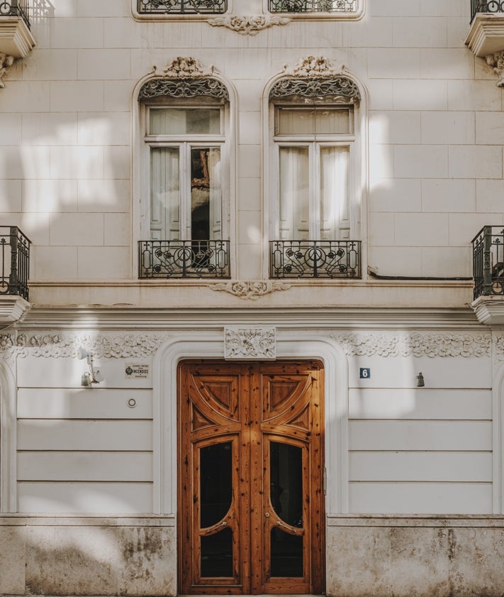 Imagen secundaria 2 - La nueva vida de una vivienda noble en El Pla del Remei