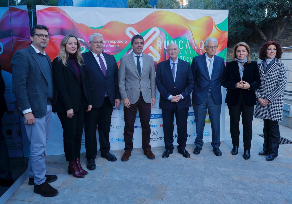 Autoridades en la presentación de la 10ª edición de RunCáncer