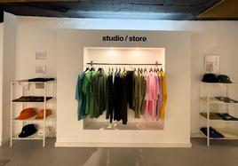 Interior de Studio Store, una de las tiendas que frecuenta la gente joven.