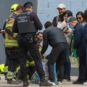 Cajas fuertes, juguetes y ropa de hogar, entre los enseres recuperados del incendio de Campanar