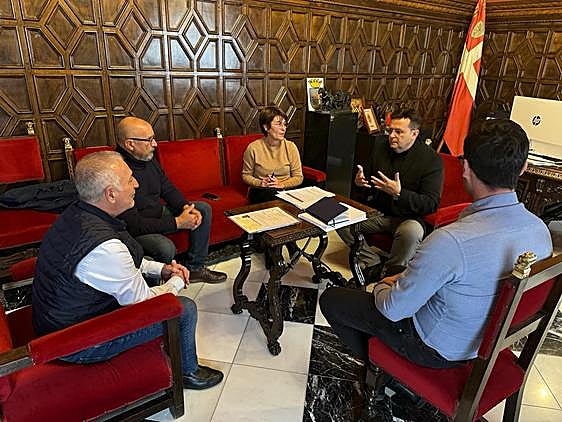 Reunión de los alcaldes y técnicos municipales.