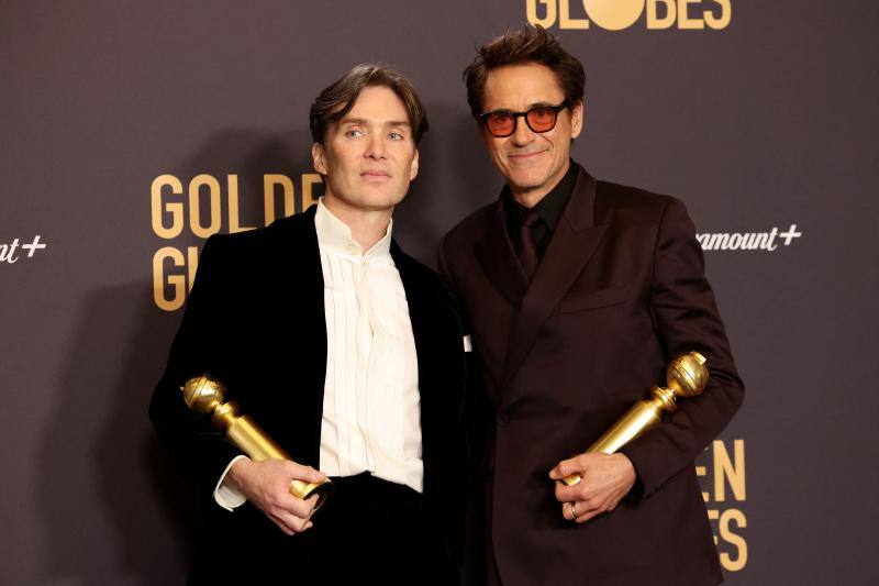 Cillian Murphy y Robert Downey Jr. en la gala de los Globos de Oro