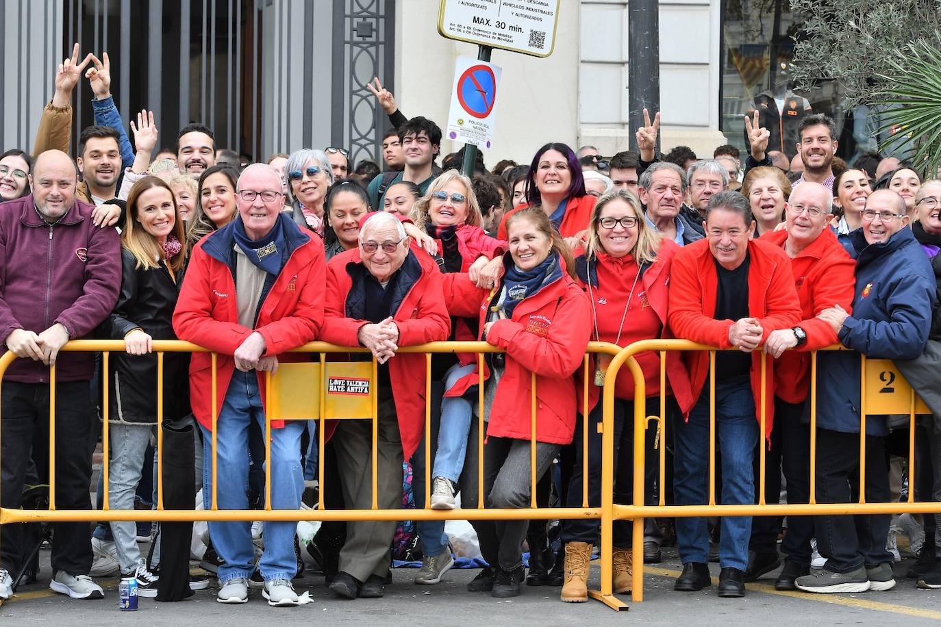 Búscate en la mascletà del lunes 4 de marzo de 2024