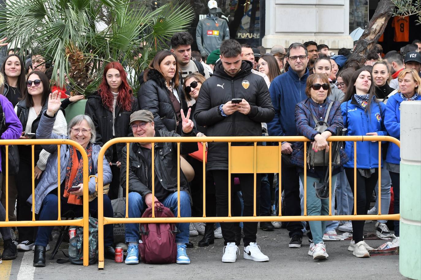 Búscate en la mascletà del lunes 4 de marzo de 2024