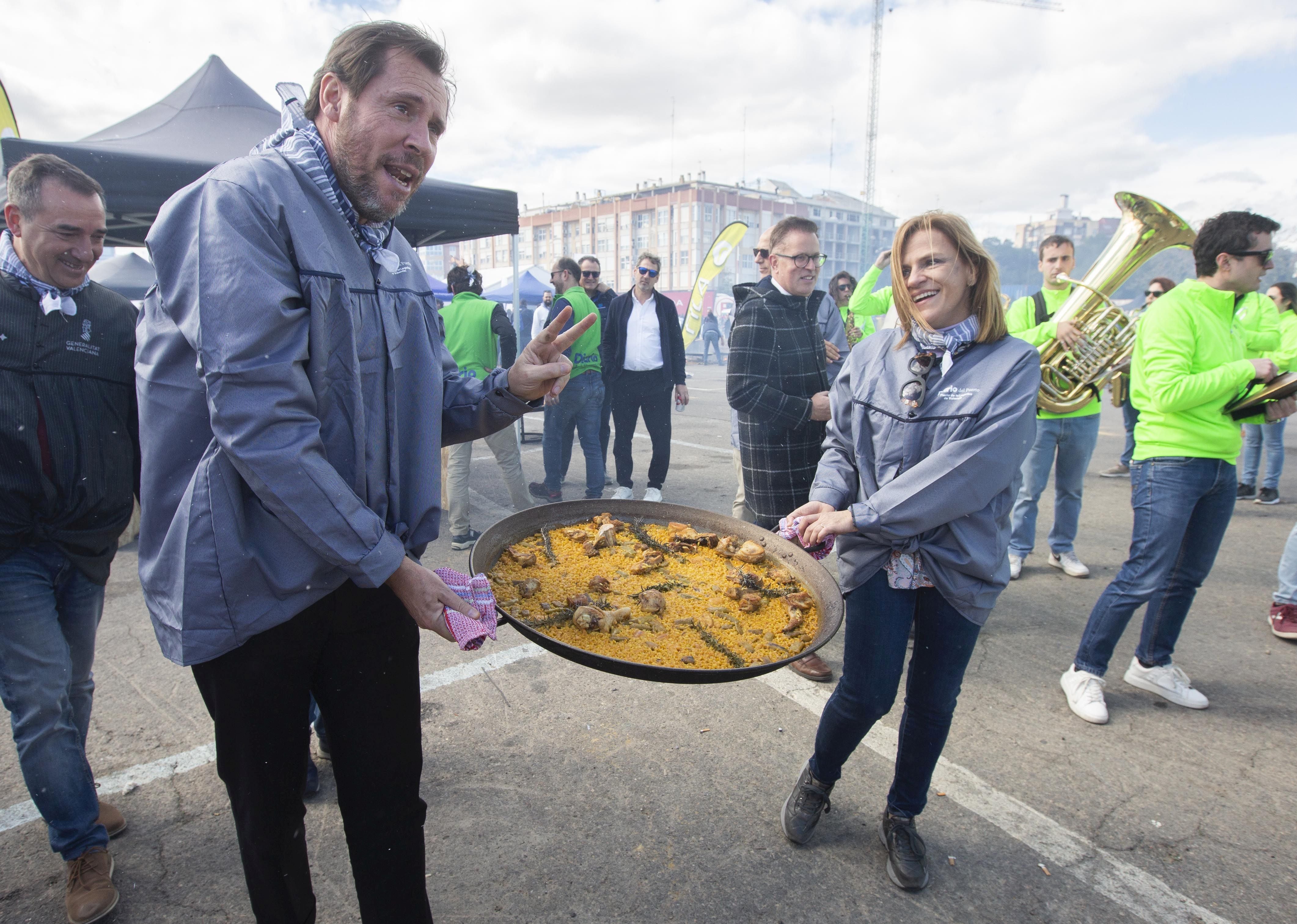 La paella de Óscar Puente