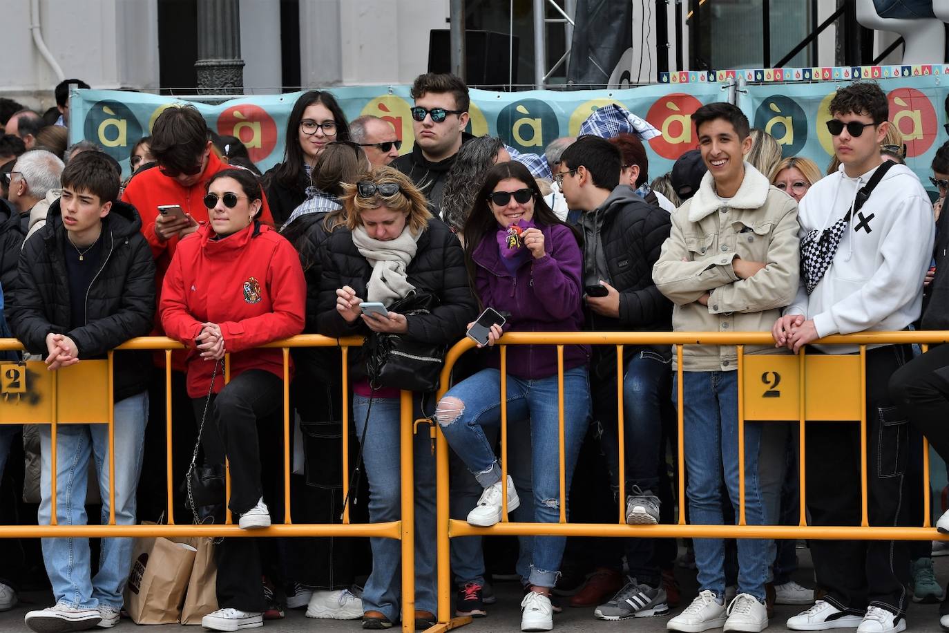 Búscate en la mascletà de este viernes 8 de marzo