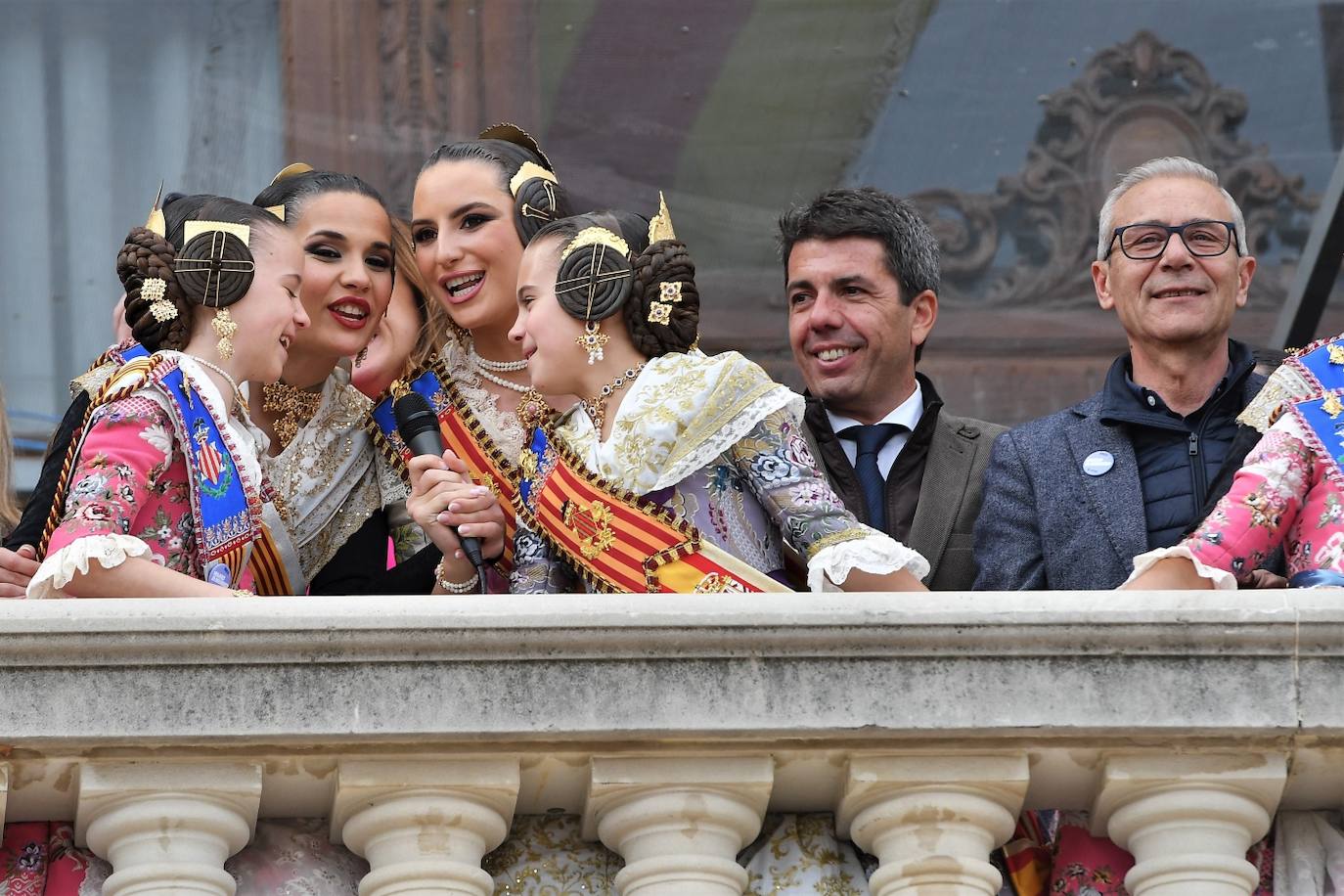 Búscate en la mascletà de este viernes 8 de marzo