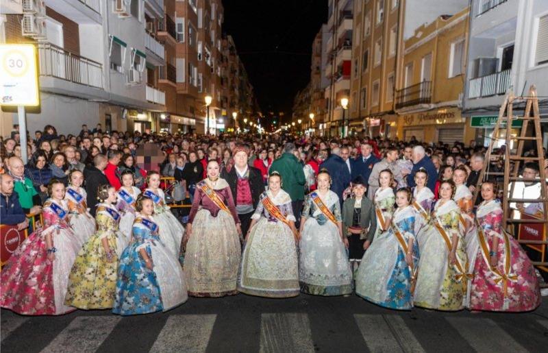 Encendido de luces de la Falla Malvarrosa Ponz-Cavite