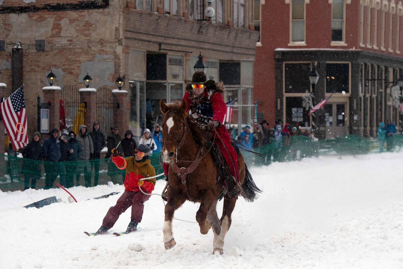 &#039;Skijoring&#039;, el esquí ecuestre toma las calles de Leadville