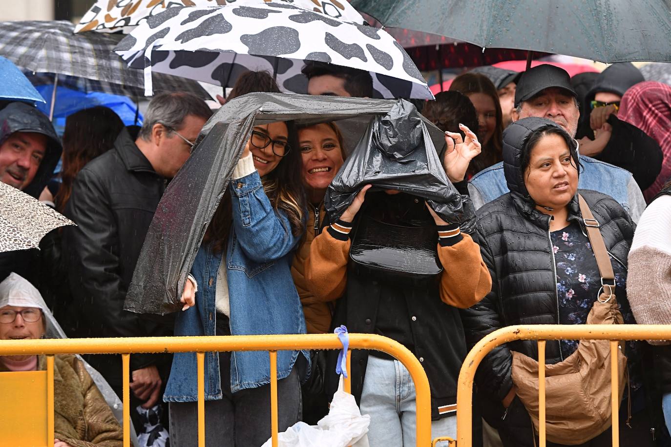 Búscate en la mascletà de este sábado, 9 de marzo