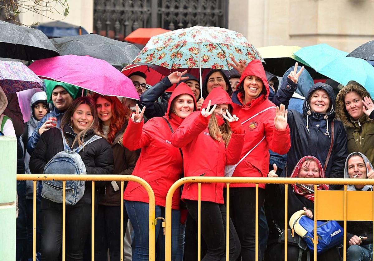 Búscate en la mascletà de este sábado, 9 de marzo