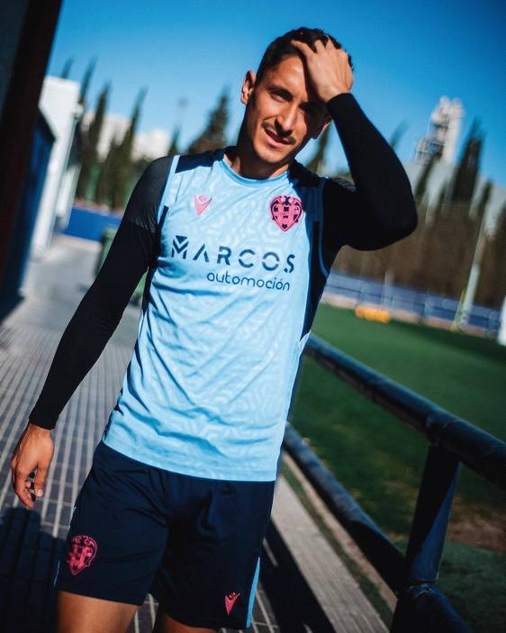 Pablo Martínez, durante un entrenamiento en Buñol.