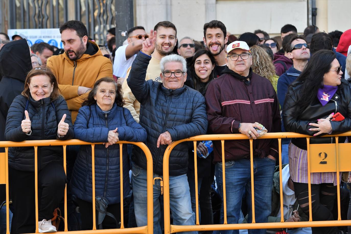 Búscate en la mascletà de hoy martes 12 de marzo