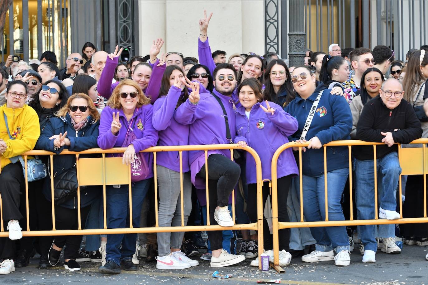 Búscate en la mascletà de hoy martes 12 de marzo