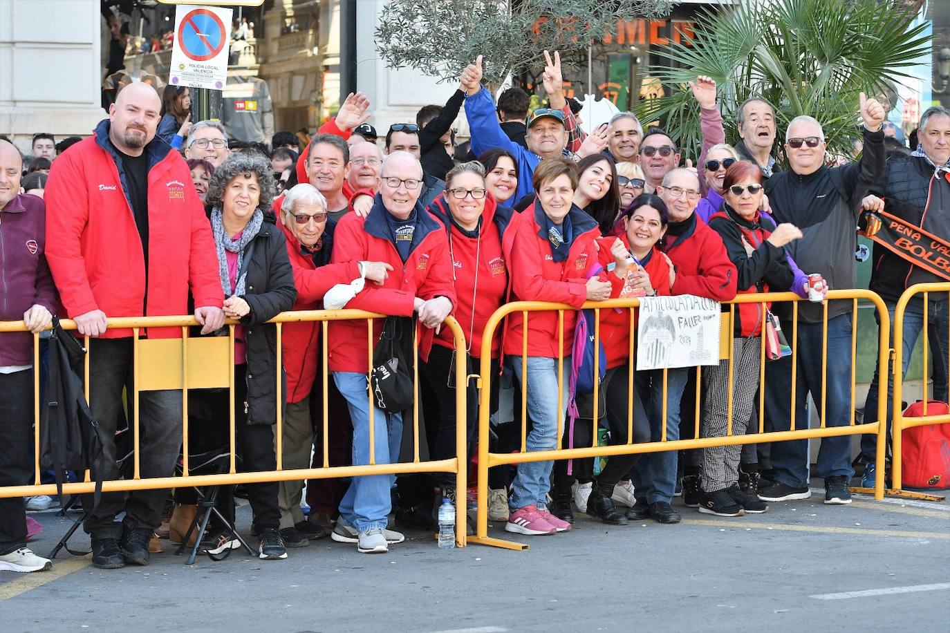 Búscate en la mascletà de hoy martes 12 de marzo