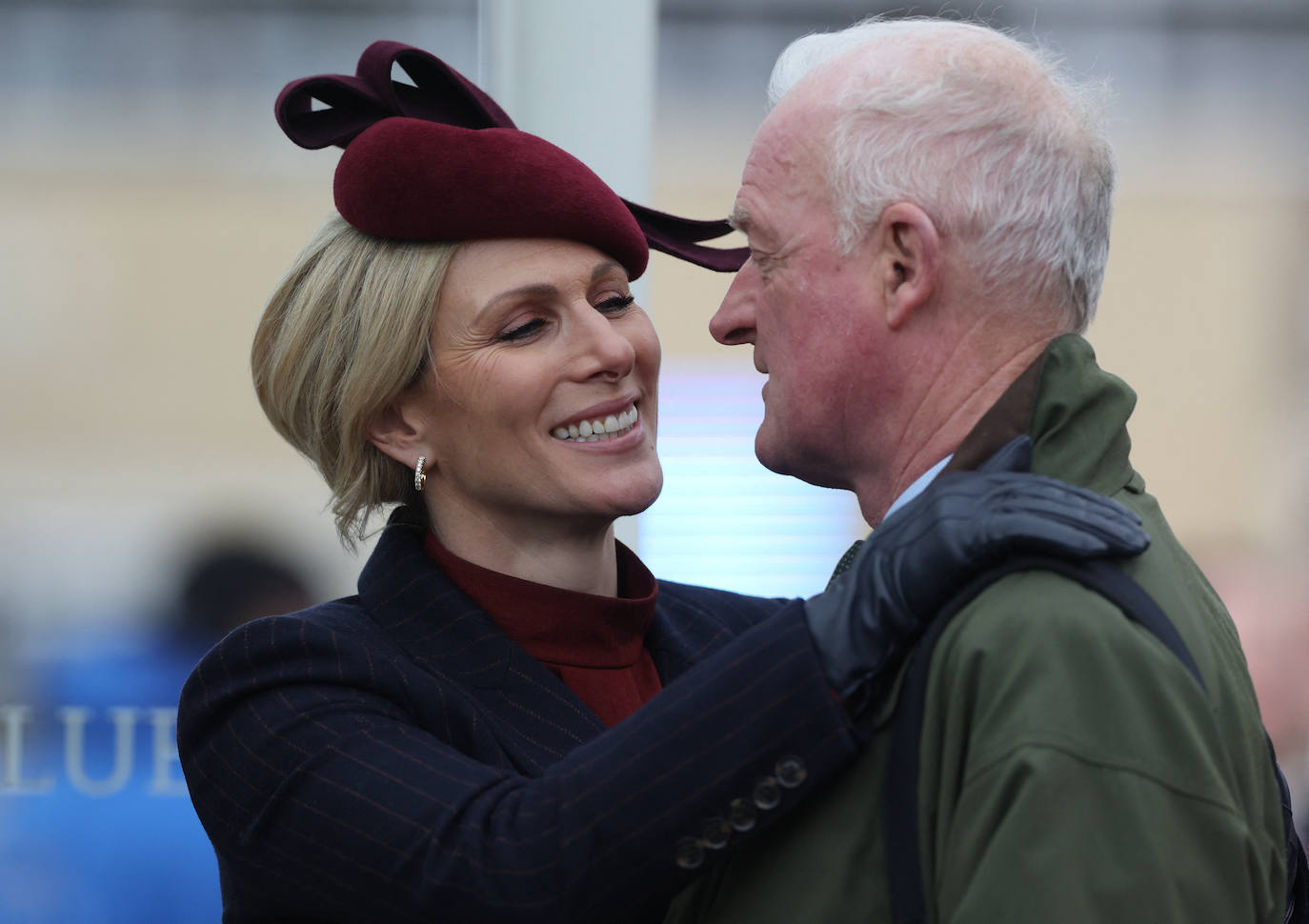 La familia real británica y el glamur de las carreras de caballos