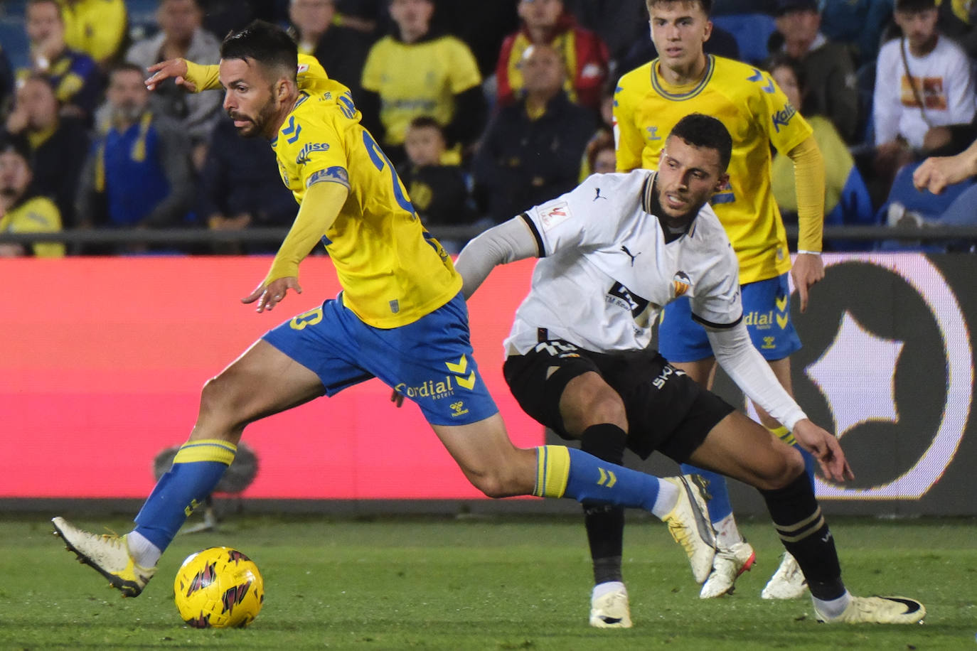 Selim Amallah, con el Valencia, ante Las Palmas.