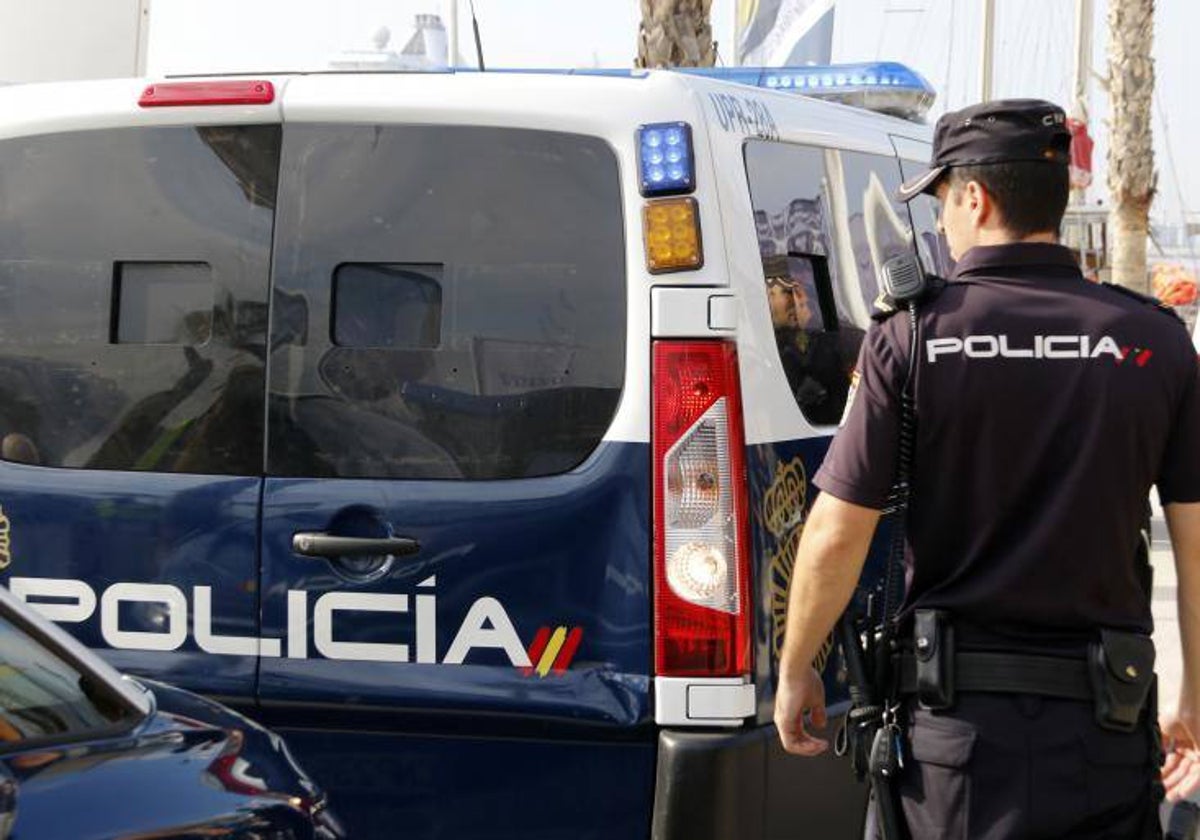 Un agente de la Policía Nacional en una imagen de archivo.