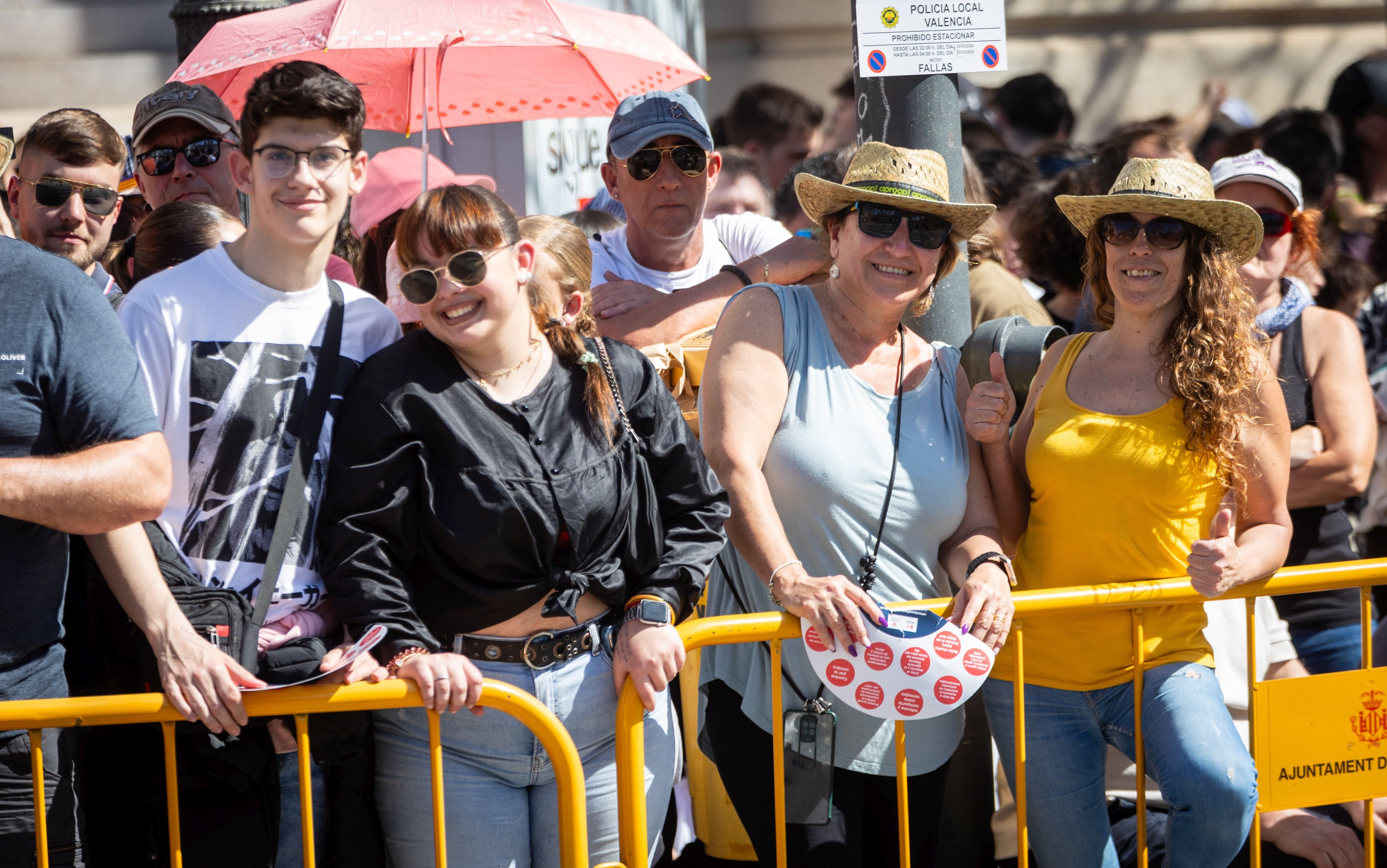 Búscate en la mascletà de este viernes 15 de marzo