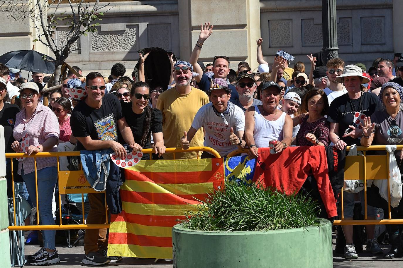 Búscate en la mascletà de este viernes 15 de marzo