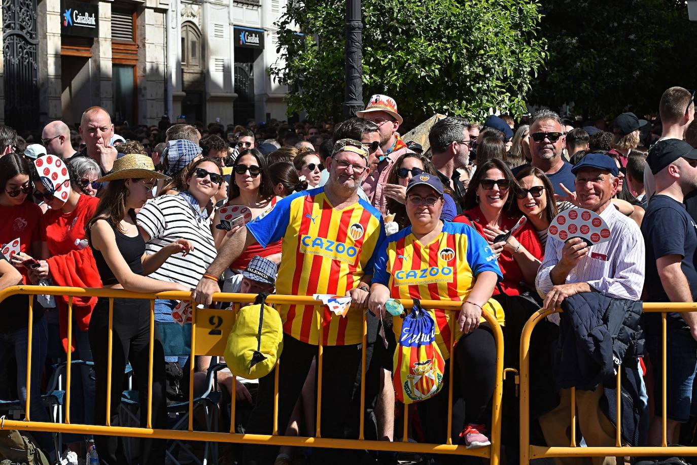 Búscate en la mascletà de este viernes 15 de marzo