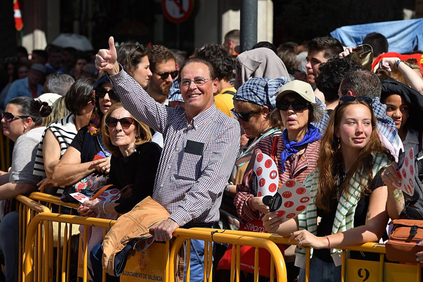 Búscate en la mascletà de este viernes 15 de marzo