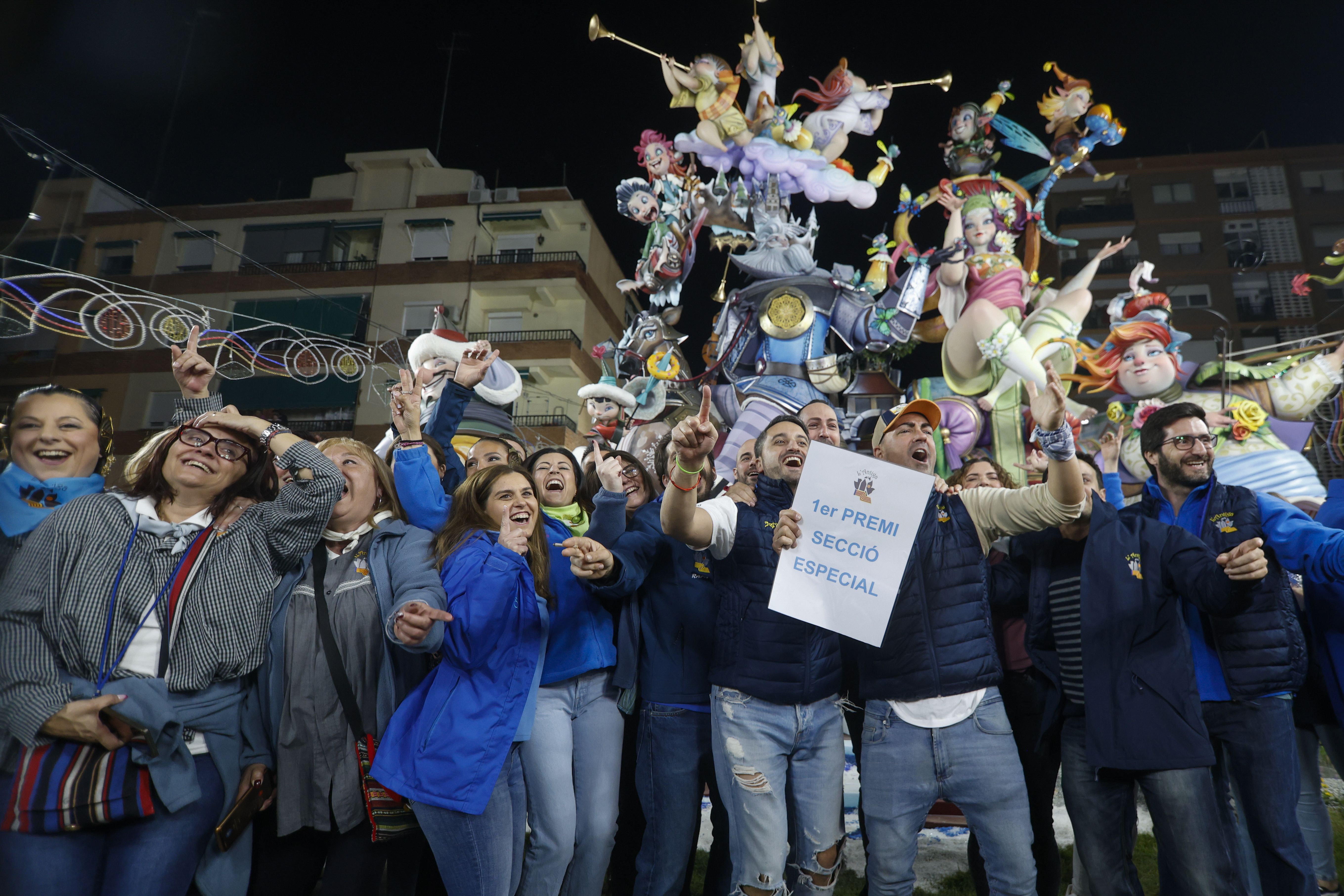 L&#039;Antiga de Campanar celebra su oro en Especial