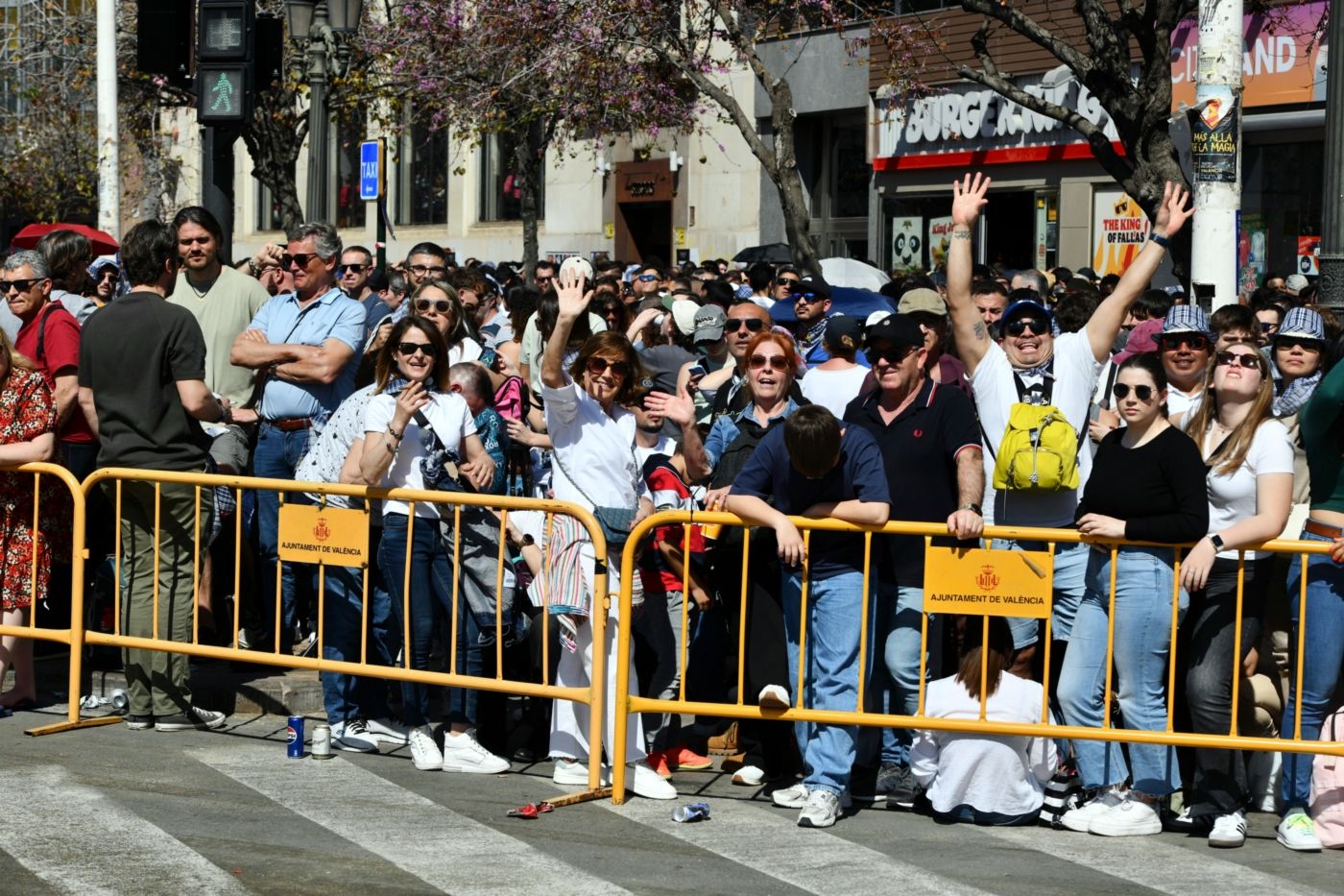 Búscate en la mascletà de hoy, sábado 16 de marzo