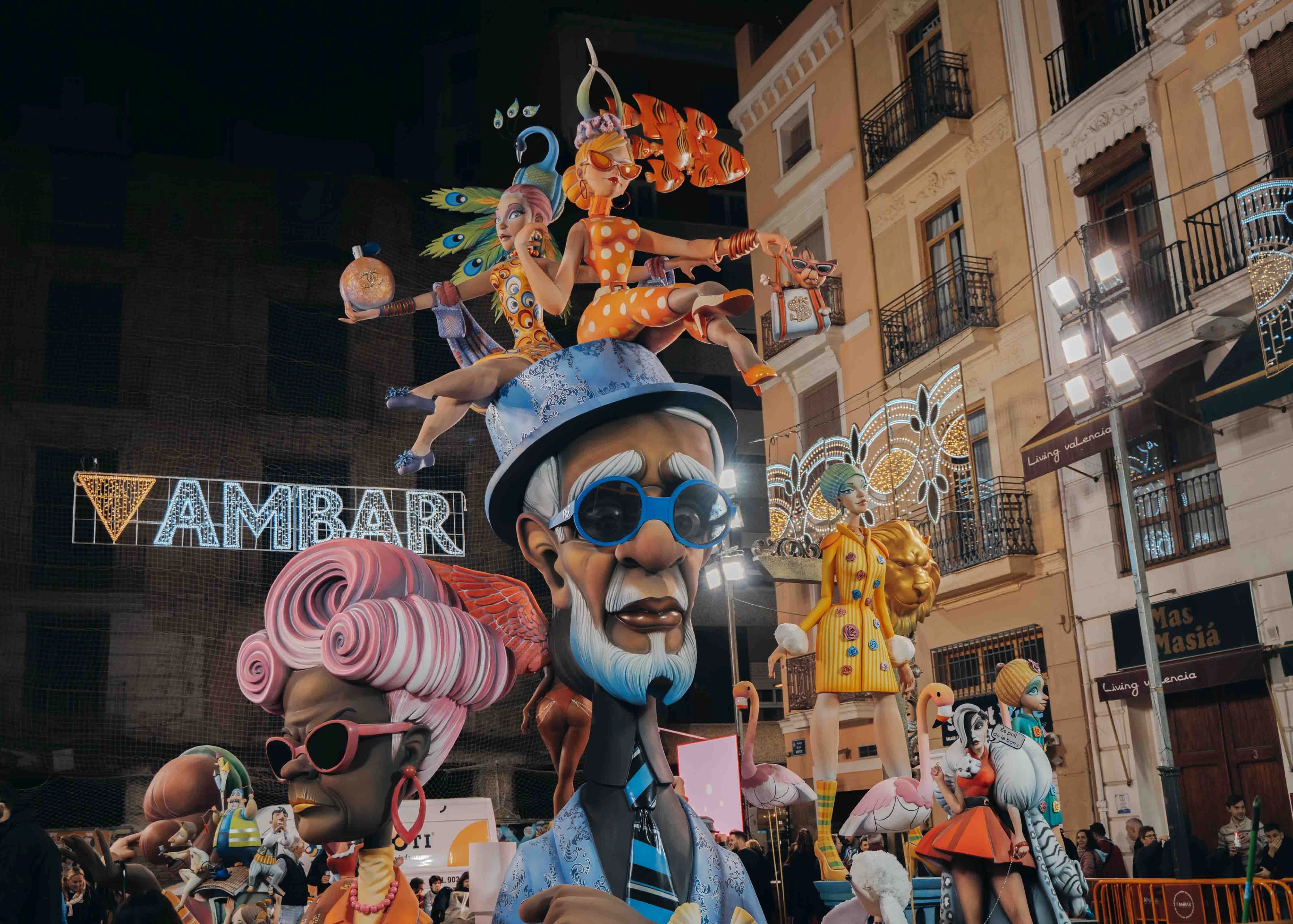 Fotos: así es la falla de Plaza de la Merced en 2024