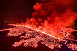 Una nueva erupción de un volcán pone en alerta a Islandia