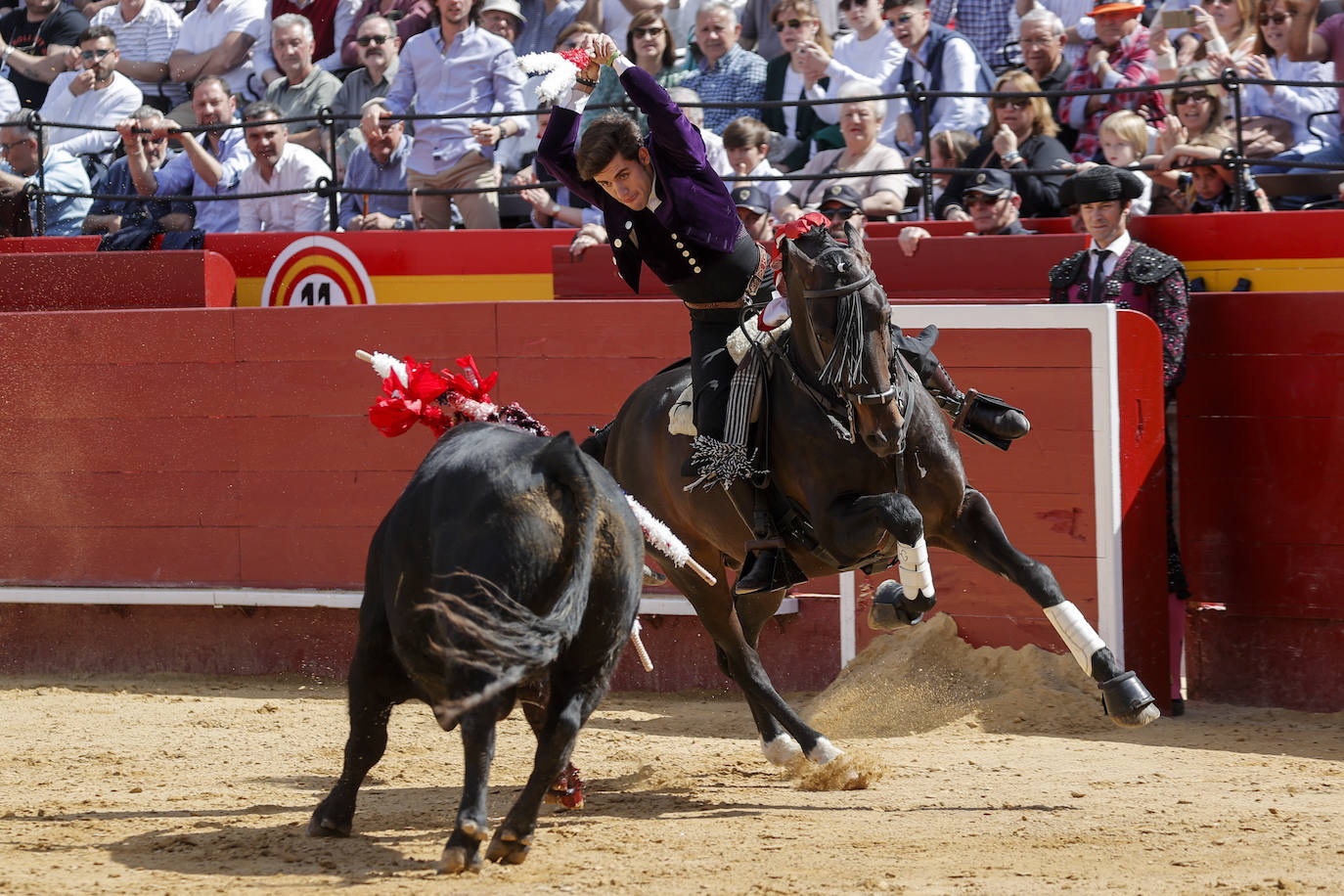 Fotos de la corrida de toros de la Feria de Fallas del 17 de marzo