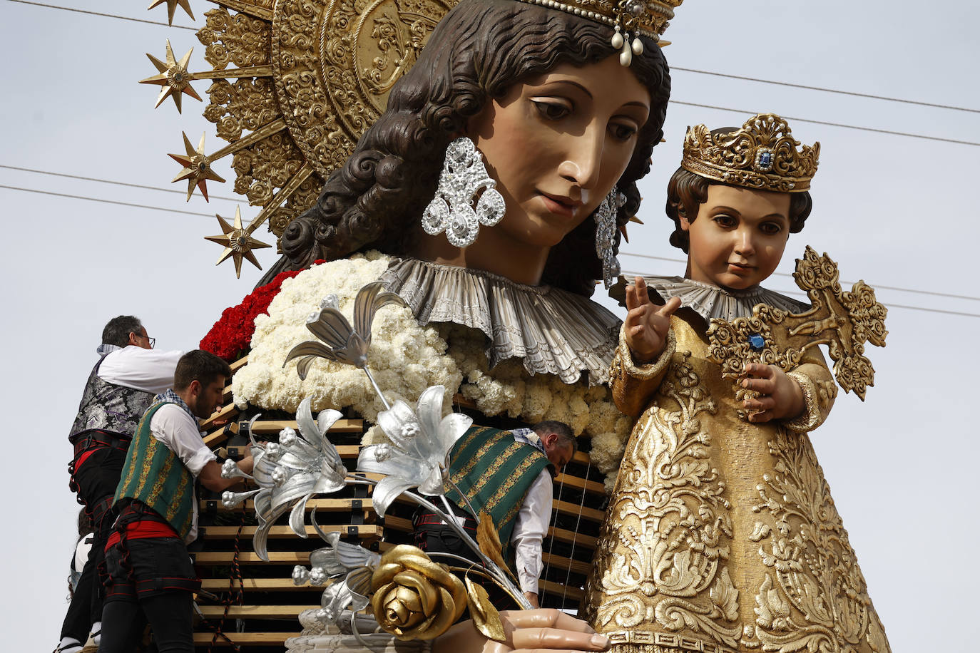 Búscate en la Ofrenda de las Fallas 2024: domingo 17 de marzo