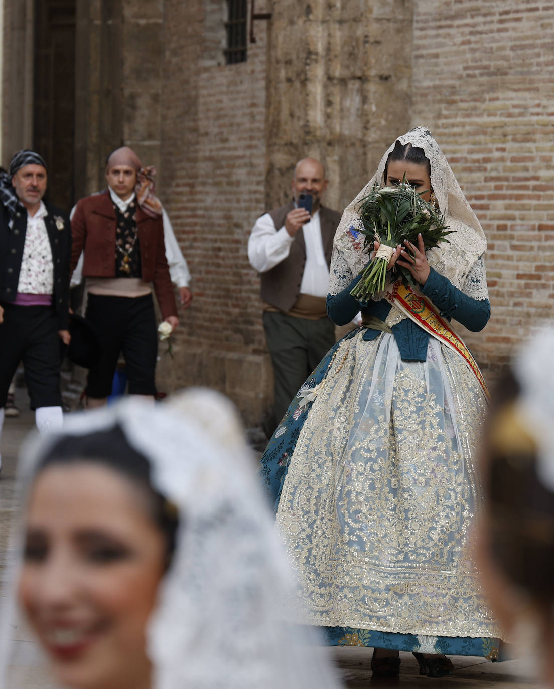 Búscate en la Ofrenda de las Fallas 2024: domingo 17 de marzo